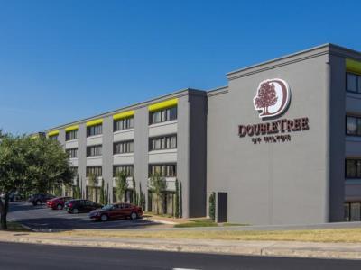 Hotel Doubletree By Hilton Northwest - Arboretum Austin