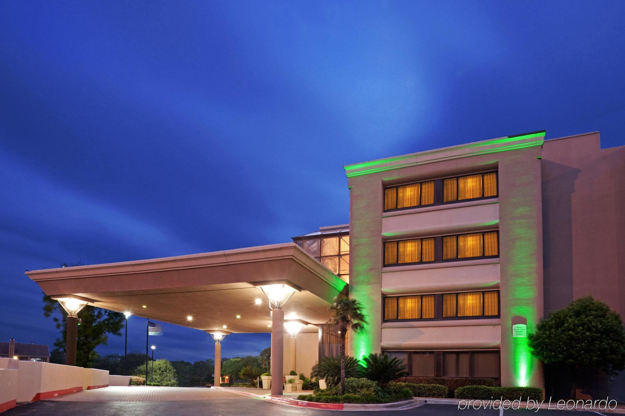 Doubletree By Hilton Northwest - Arboretum